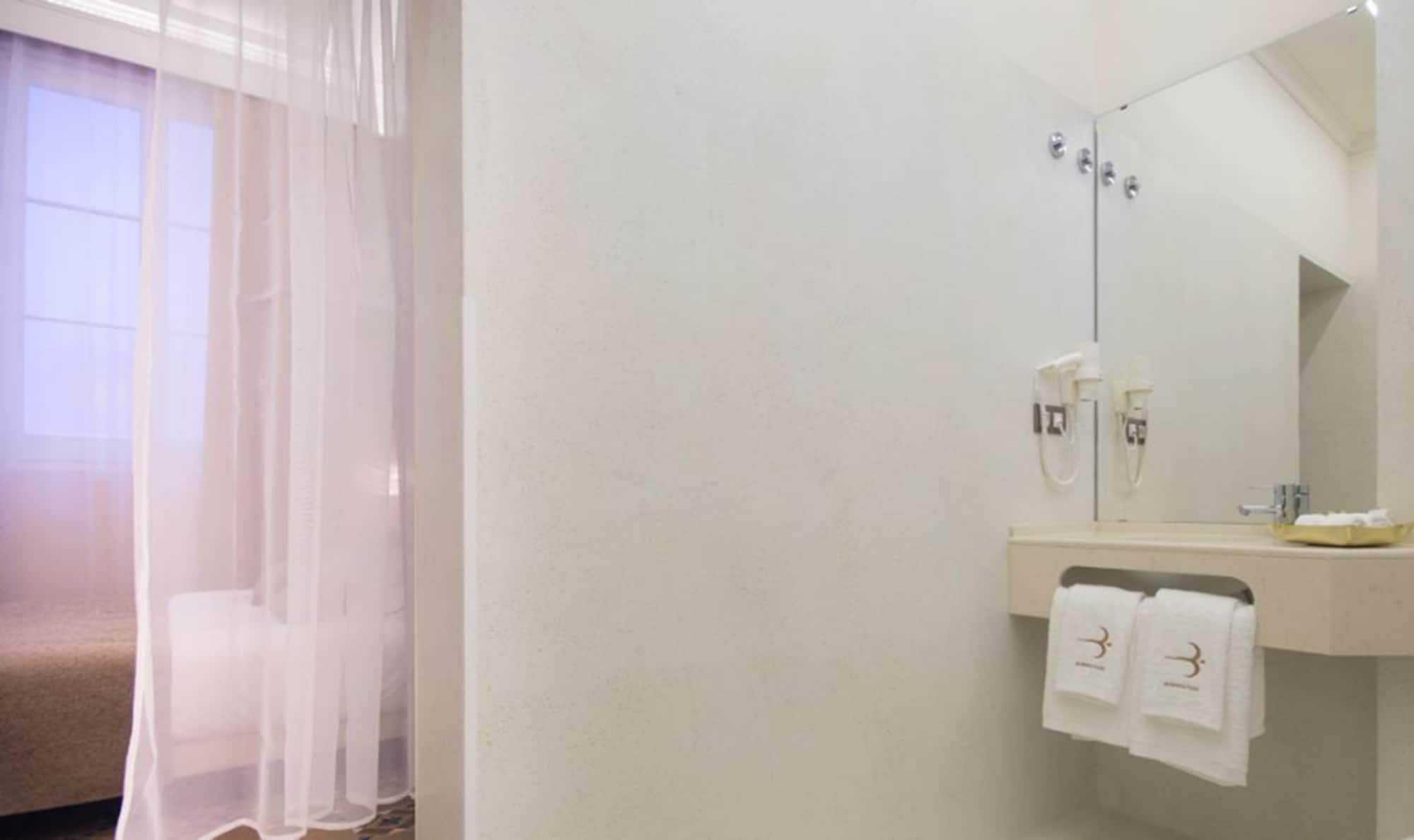 Anakena House Bed & Breakfast Barcelona Luaran gambar