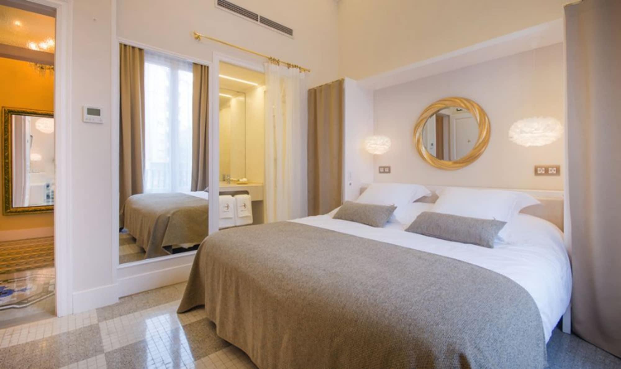 Anakena House Bed & Breakfast Barcelona Luaran gambar