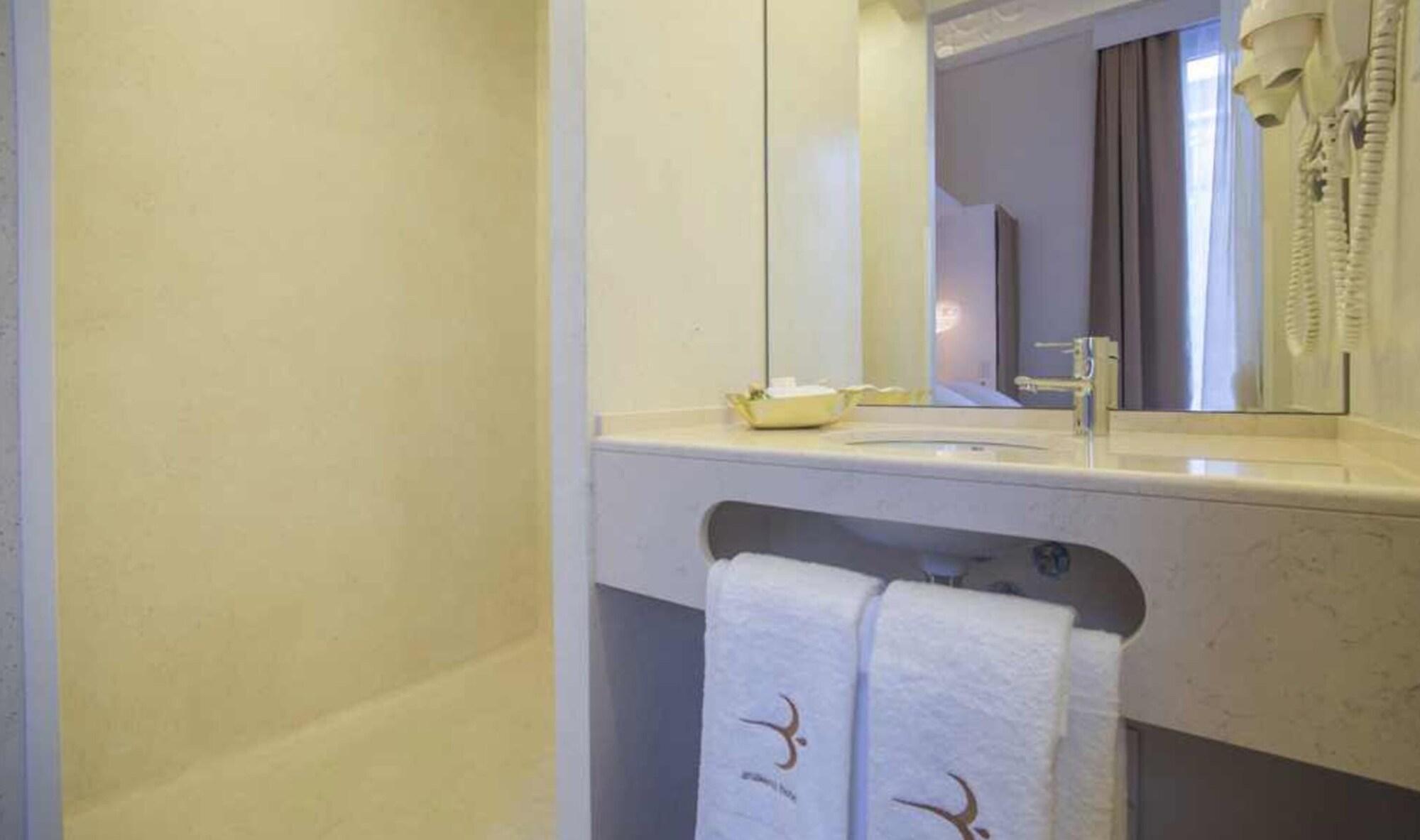 Anakena House Bed & Breakfast Barcelona Luaran gambar