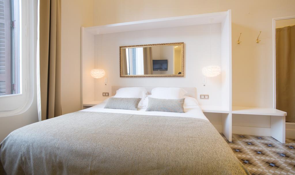 Anakena House Bed & Breakfast Barcelona Luaran gambar