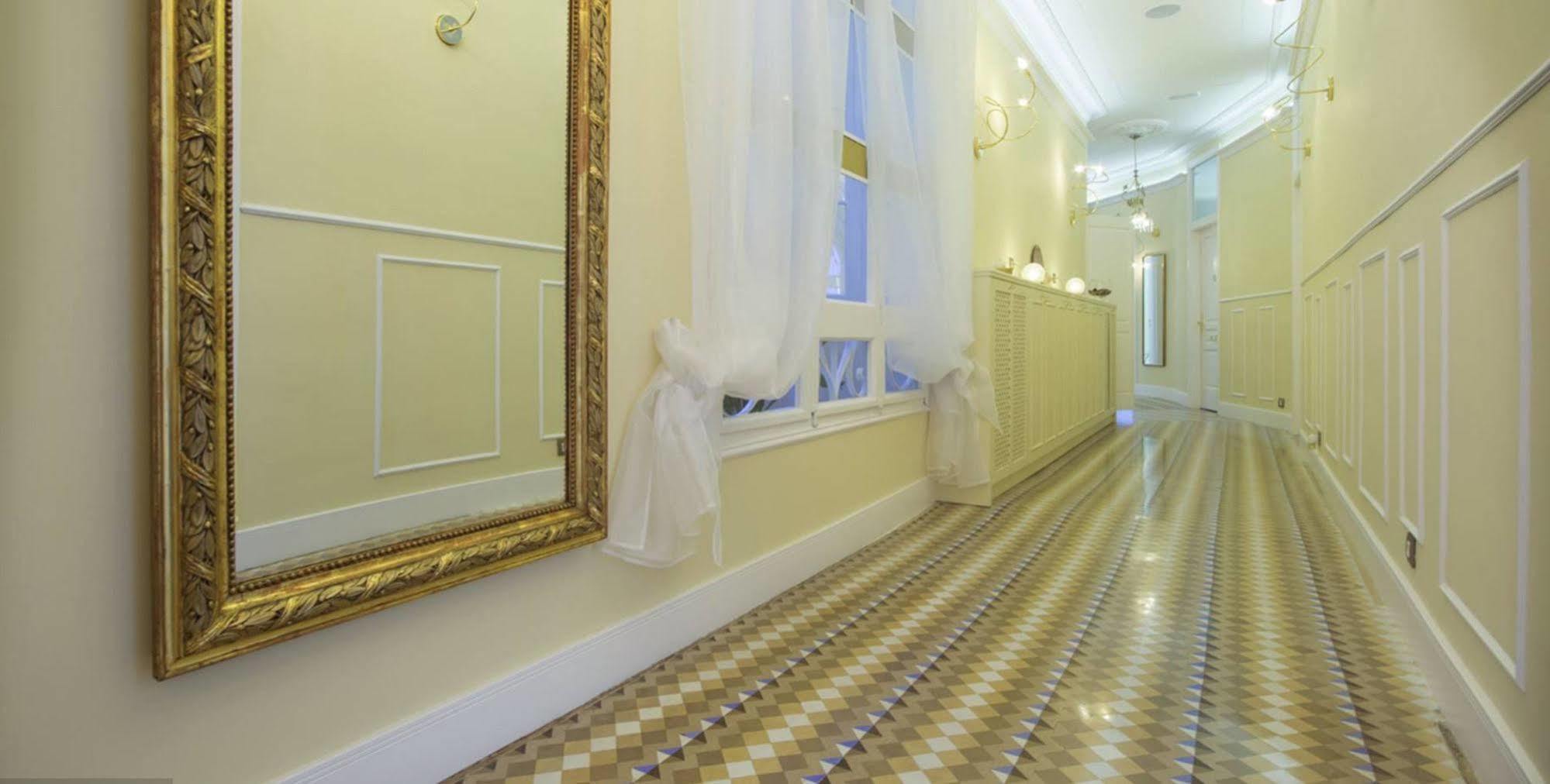 Anakena House Bed & Breakfast Barcelona Luaran gambar
